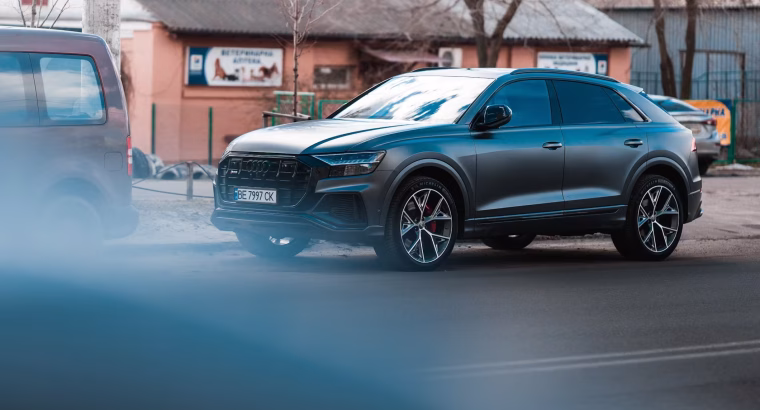 Audi Q8 – The Ultimate Luxury SUV with Sporty Perf